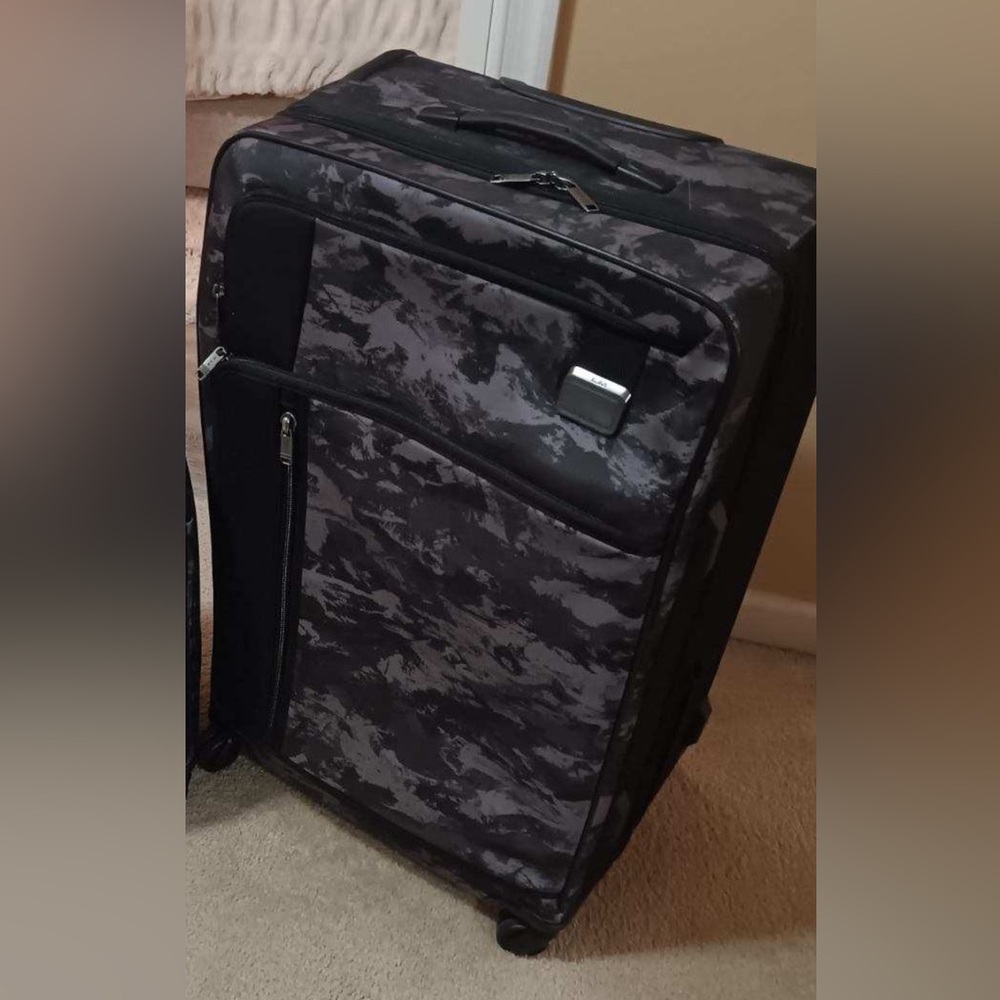 TUMI Alpha Bravo Carry-On & Large Checked Expandable Camouflage Set
